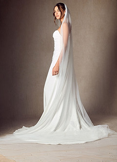 front Jenna Pearl Royal Cathedral Length Veil