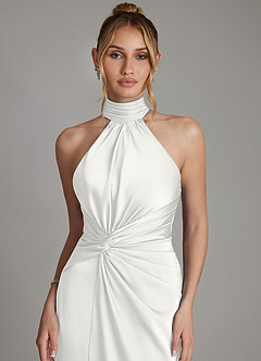 Azazie Gracelynn Vestidos de damas de honor Vestido de Blanco de Satén Elástico de Corte Recto con Plisado image3