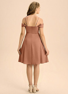 Azazie Anselie Junior Vestido de Bronceador de Satén Elástico de Corte en A con Plisado image2