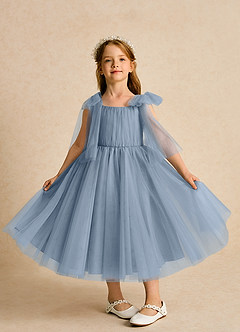 Azazie Dori Robe Demoiselle D'honneur Fillette Robe Trapèze en Tulle Rayé Bleu Poussiéreux image6