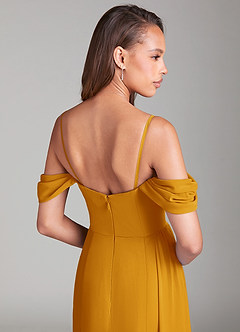 Azazie Amyra Jurken voor bruidsmeisjes Converteerbaar Jurk van Chiffon met Kolom Off the Shoulder Boterbabbelaar image8