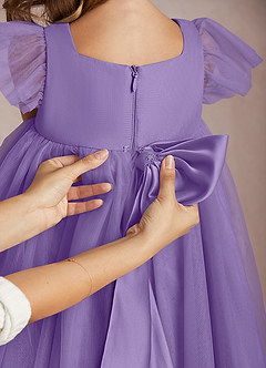 Azazie Kalio Robe Demoiselle D'honneur Fillette Robe Trapèze en Tulle avec manches Tahiti image4