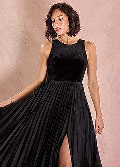 Lilith Black Pleated Maxi Dress image4