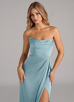 Azazie Johana Jurken voor bruidsmeisjes Converteerbaar Jurk van Stretch Satijn met Zeemeermin Off the Shoulder Mystiek Blauw image2