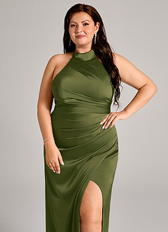 Azazie Jemma Vestidos de damas de honor Vestido Oliva Brillante de Satén Elástico de Corte Recto con Plisado image9