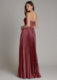 Azazie Mariana Robes de demoiselle d'honneur Robe Trapèze en Satin extensible Plissé Rose Du Désert image3