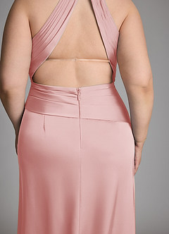 Azazie Gracelynn Robes de demoiselle d'honneur Robe Fourreau en Satin extensible Plissé Rose Poudré image16