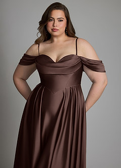 Azazie Loisa Vestidos de damas de honor Vestido Ganache de Satén Elástico de Línea A con Hombros descubiertos image14
