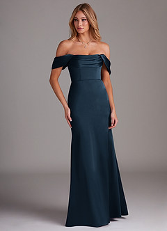 Azazie Saige Vestidos de damas de honor Vestido Azul Marino Oscuro de Satén Elástico de Corte Recto con Hombros descubiertos image4