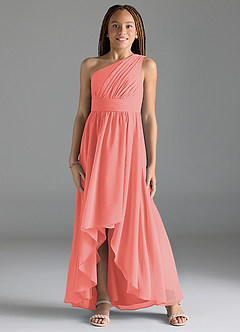 Azazie Mathilda Junior Robe Trapèze en Mousseline de soie Plissée Corail image1