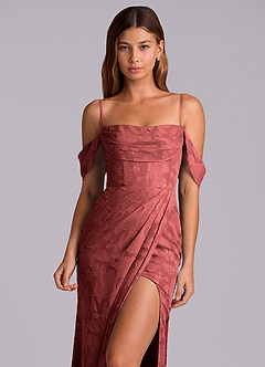 Azazie Johana Robes de demoiselle d'honneur Robe Sirène Convertible en Blumen-Burnout Épaules dénudées Terracotta image2