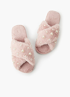 front Perłowe, puszyste kapcie