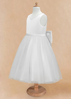 Azazie Sarina Robe Demoiselle D'honneur Fillette Robe Trapèze en Tulle Arc Blanc De Diamant image8