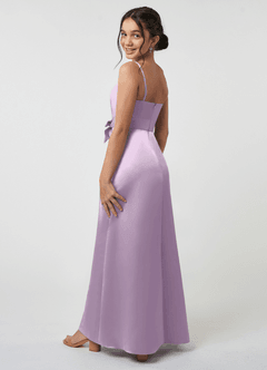 Azazie Anina Junior Robe Trapèze en Satin extensible Arc Frostiges Flieder image5