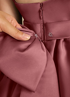 Azazie Davine vestidos de niña de las flores Vestido de Amatista de Satin Mate de Corte En A con Tirante Espagueti image11