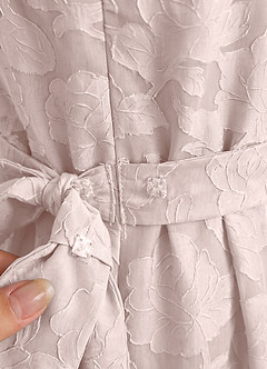 Azazie Princes Flower Girl Klänningar Klänning A-linje i Blommig Utbrändhet Plisserad image5