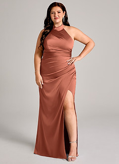 Azazie Jemma Robes de demoiselle d'honneur Robe Fourreau en Satin extensible Plissée Argile image10