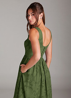 Azazie Alissa Robes de demoiselle d'honneur Robe Trapèze en Blumen-Burnout avec poches Olive image2