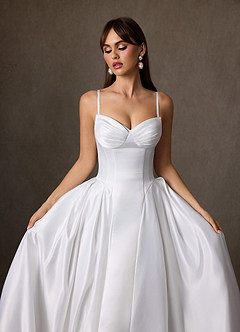 Azazie Constantina 웨딩드레스 A라인 스트랩리스 새틴 채플 트레인 드레스 image7