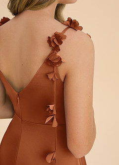 Azazie Gumdrop Junior 엠파이어 주름진 스트레치 새틴 플로어 길이 주니어 신부 들러리 드레스 image6