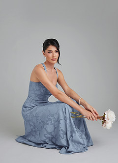 Azazie Bea Robes à essayer chez vous Robe Trapèze en Blumen-Burnout Corset Bleu Poussiéreux image10