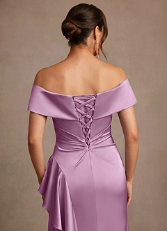 Azazie Kirsty Mère de la mariée Robes Robe Fourreau en Satin extensible Épaule décolletée Glycine image7