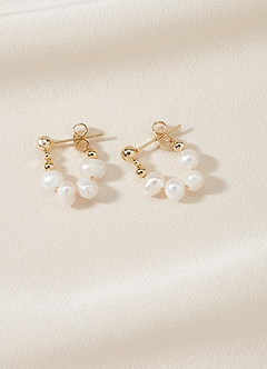front Boucles d'oreilles créoles en perles d'eau douce