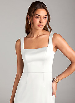 Azazie Flori Robes de demoiselle d'honneur Robe Fourreau en Satin extensible Fente Latérale Blanc image5