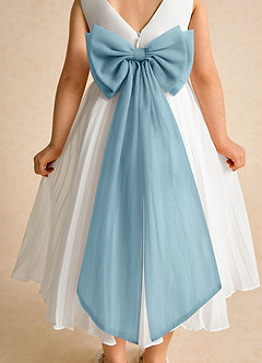 Azazie Margot Abiti da Ragazza di Fiori Abito A-Line in Chiffon Plissettato Avorio Blu Lunatico image8