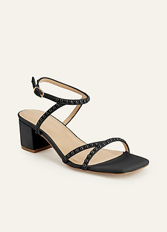 front Bijpassende metallic satijnen blokhakken met parelversiering en vierkante neus.