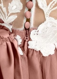 Azazie Sundae Robe Demoiselle D'honneur Fillette Robe Princesse en Dentelle Rose De Cèdre image8