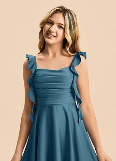 Azazie Kira Junior Robe Trapèze en Satin extensible Rayé Bermude image7
