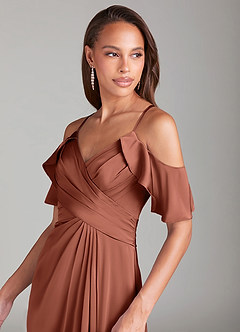 Azazie Dakota Robes de demoiselle d'honneur Robe Trapèze en Satin extensible Épaule décolletée Argile image5
