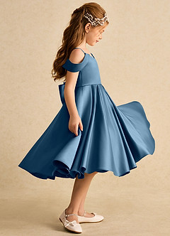 Azazie Favia Jurken voor bloemenmeisjes A-Lijn Jurk van Mat Satijn Off the Shoulder Bermuda image5