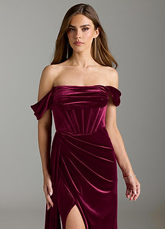 Azazie Amyra Vestidos de damas de honor Vestido de Cabernet de terciopelo de Corte Recto Convertible con Vestidos sin tirantes image4