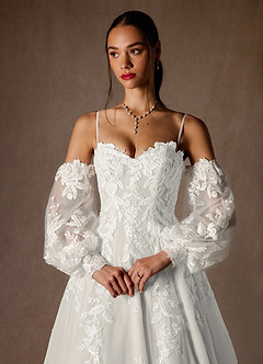 Azazie Madeleine Vestidos de novia Vestido de Diamante Blanco de Encaje de Corte Princesa con Sin tirantes image6
