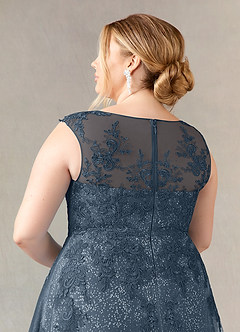 Azazie Flynn Mère de la mariée Robes Robe Trapèze en Tulle Col bateau dentelle Neptune image11