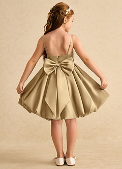 Azazie Davine vestidos de niña de las flores Vestido de Oro de Satin Mate de Corte En A con Tirante Espagueti image1