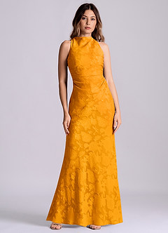 Azazie Evadne Robes de demoiselle d'honneur Robe Fourreau en Blumen-Burnout Plissée Caramel écossais image1