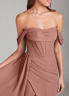 Azazie Amyra Abiti da Damigella Abito Convertibile Tubino in Chiffon a Spalla Scoperta Cedro Rosa image6