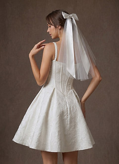 front The Satin Bow Shoulder Veil