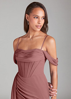 Azazie Amyra Robes de demoiselle d'honneur Robe Fourreau Convertible en Mousseline de soie Épaule décolletée Rose Du Désert image7