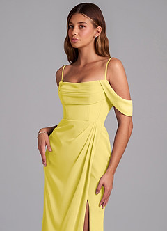 Azazie Johana Jurken voor bruidsmeisjes Converteerbaar Jurk van Chiffon met Zeemeermin Off the Shoulder Kanarie image5