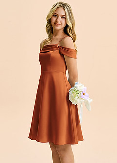 Azazie Anselie Junior Robe Trapèze en Satin extensible Épaules dénudées Cannelle image6