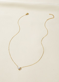 front Collar con colgante de corazón de cristal