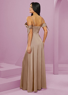 Barbie ♥ Azazie Jurken voor bruidsmeisjes Jurk van Stretch Satijn met A-Lijn Off the Shoulder Taupe image9