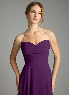 Azazie Ayla Abiti da Damigella Abito A-Line in Chiffon Scollo a Cuore Uva image4