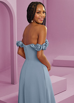 Barbie ♥ Azazie Suknie dla druhen Rozkloszowana szyfonowa sukienka z odkrytymi ramionami i kwiatowymi rozetkami image2