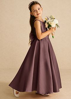 Azazie Pipsy Robe Demoiselle D'honneur Fillette Robe Trapèze en Mat Satiné Arc Expresso image3