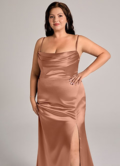 Azazie Saige Klänningar att prova hemma Klä av Tubklänning i Metallisk satin Av axeln Svart Konvertibel image15